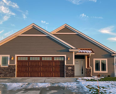 1945 White Oak Lane NE  Owatonna, MN 55060
