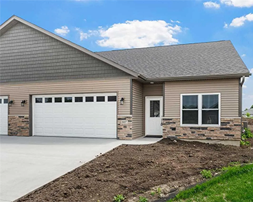 607 Northwood Place<br />Janesville, MN 56048